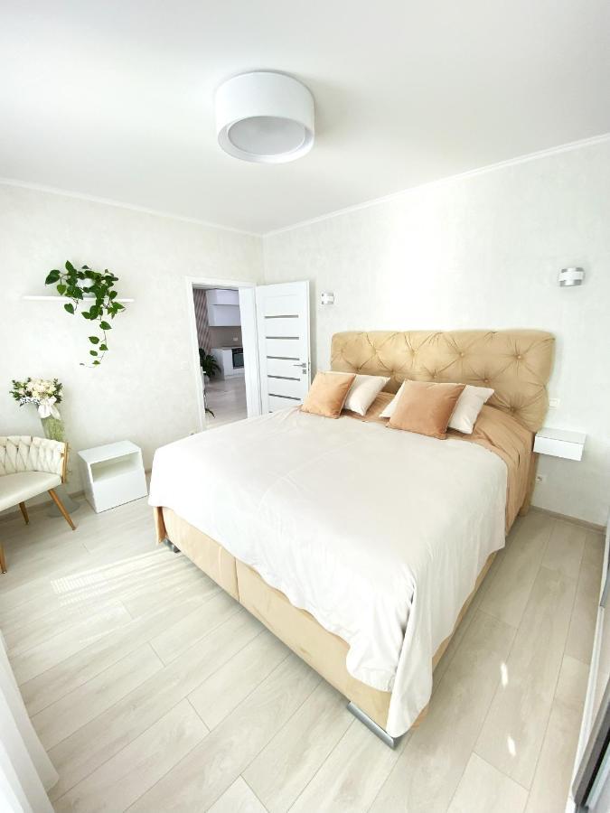 Die Eleganz - Apartment Near The City Center With Free Parking 브라티슬라바 외부 사진